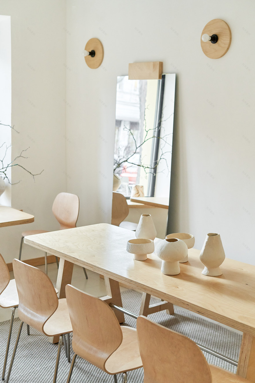 谢谢工坊(注:atelier常见意为工作室、工坊 ,merci是法语谢谢的意思,这种表达符合一般对品牌名称的理解,但需结合具体背景判断其最准确含义) 丨乌克兰敖德萨丨Angelina Malysheva-15