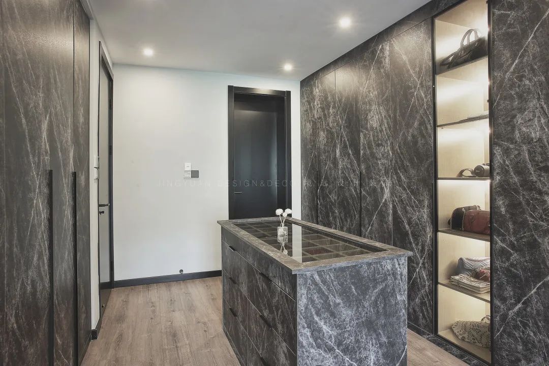 200㎡现代简约黑白灰,无主灯设计演绎个性空间高质感-69