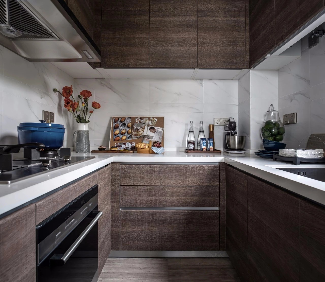 南京宝华山南麓高级灰现代风别墅设计-14