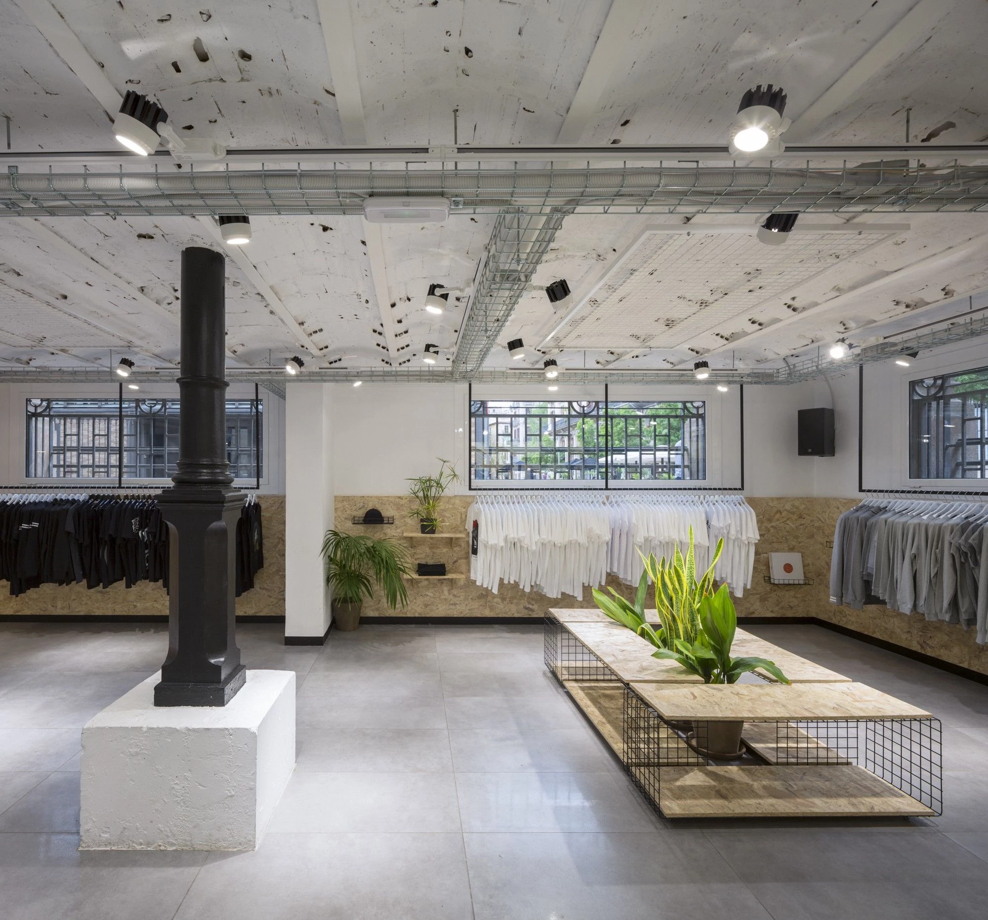 舞动 Suara | 世界知名舞曲品牌的时尚店铺设计-29