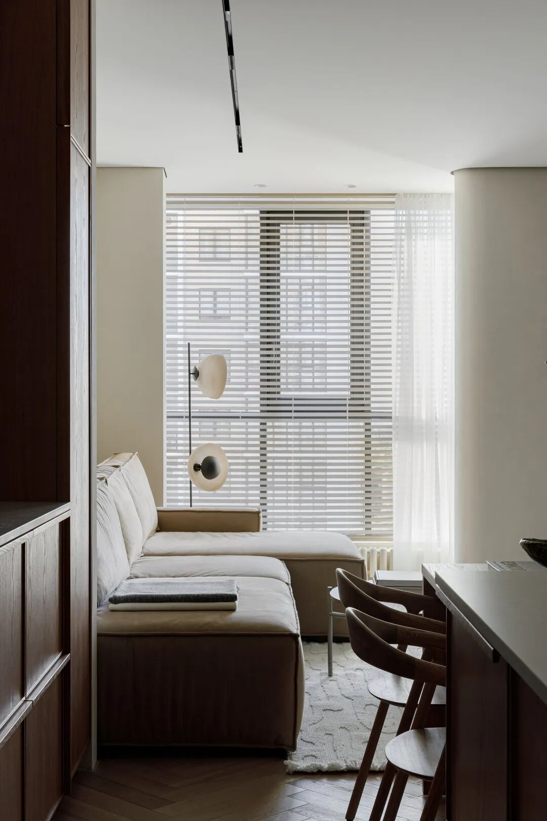 俄罗斯现代住宅区新公寓装修丨Starikova Architects-17