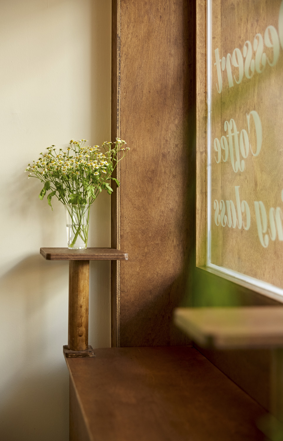 首尔 13 坪甜蜜咖啡厅，打造复古艺术空间-13