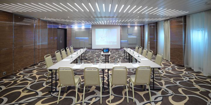 Sunborn Gibraltar直布罗陀游艇酒店设计-29