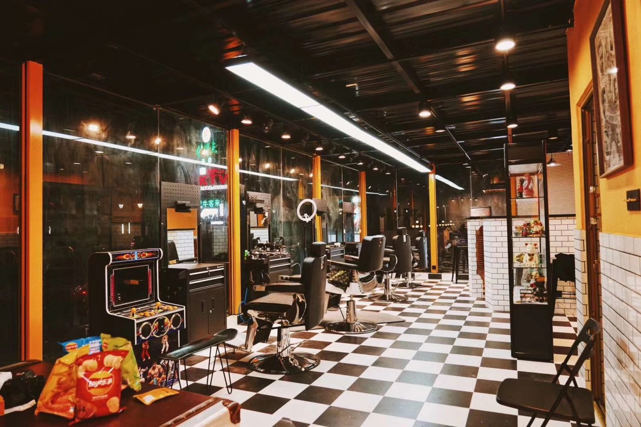 湛江 STbarber Shop 美式男士理发店设计-11