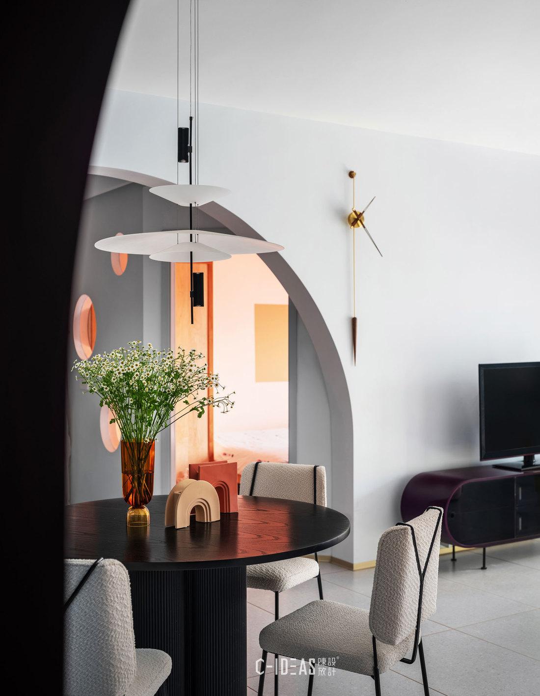 梦幻色彩的平层空间设计丨中国武汉丨武汉陈放设计-20