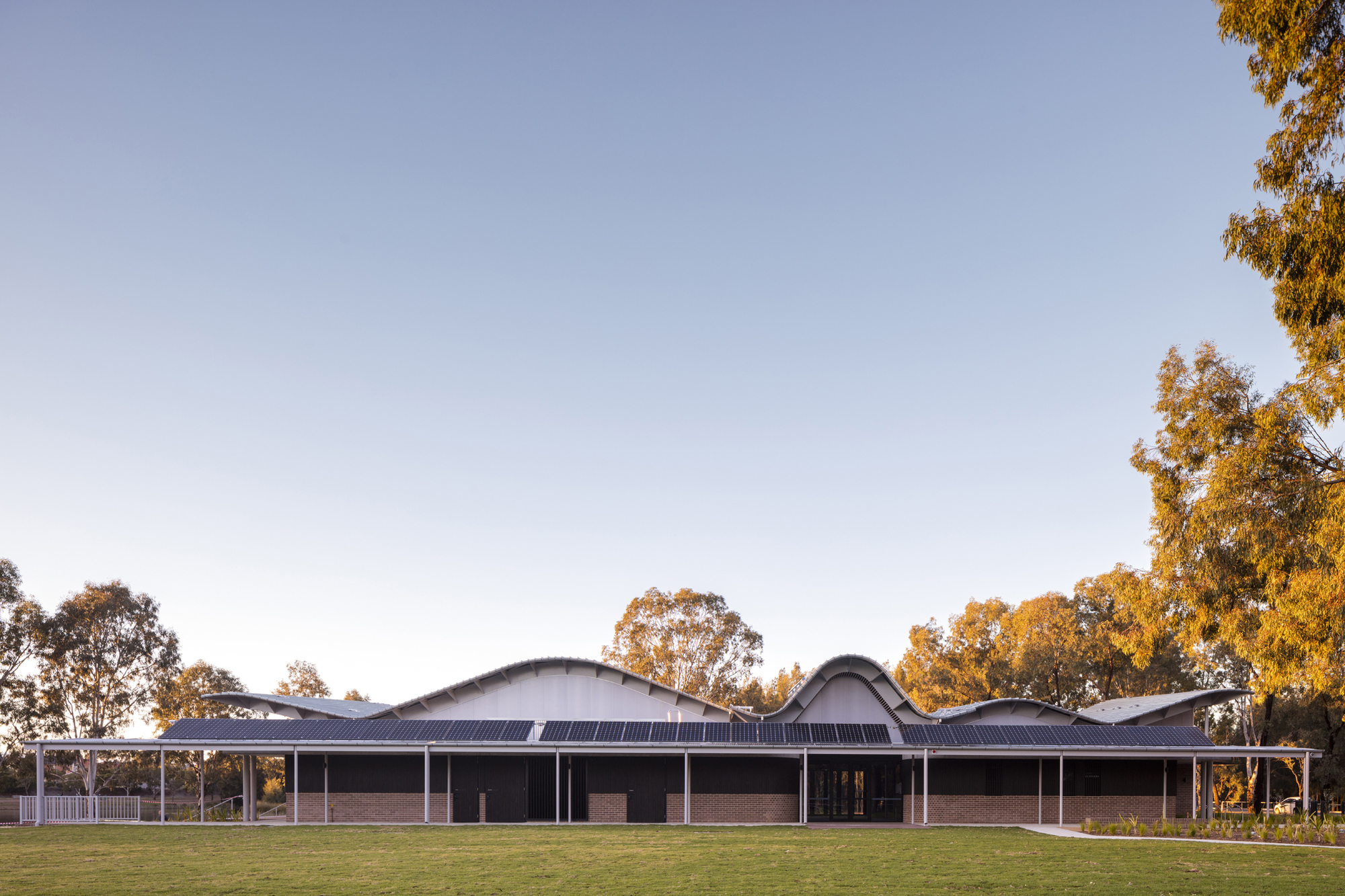 Woodcroft Neighbourhood Centre  / Carter Williamson Architects-26