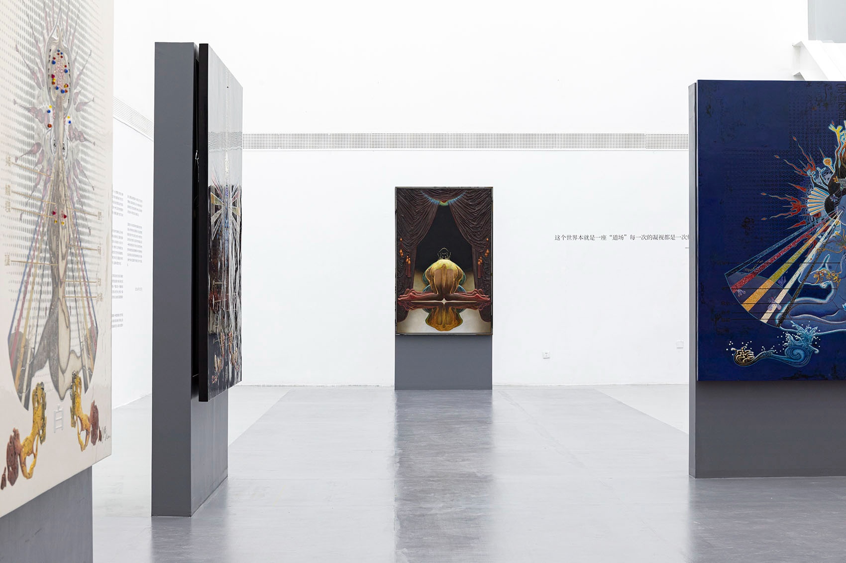 北京“变相—王国建艺术展”展览设计丨燕尾设计室-18