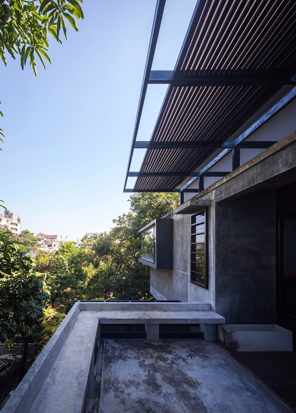 泰国三层民房：建造于大自然的“陋室”-16