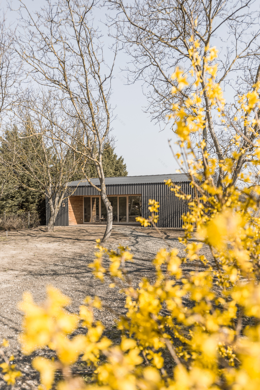 黑瓦屋 · 简约和谐的自建房设计丨匈牙利丨Balogh Csaba 等-63