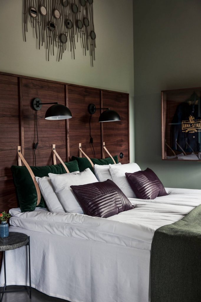 SLIPENS - Oddbirds-11