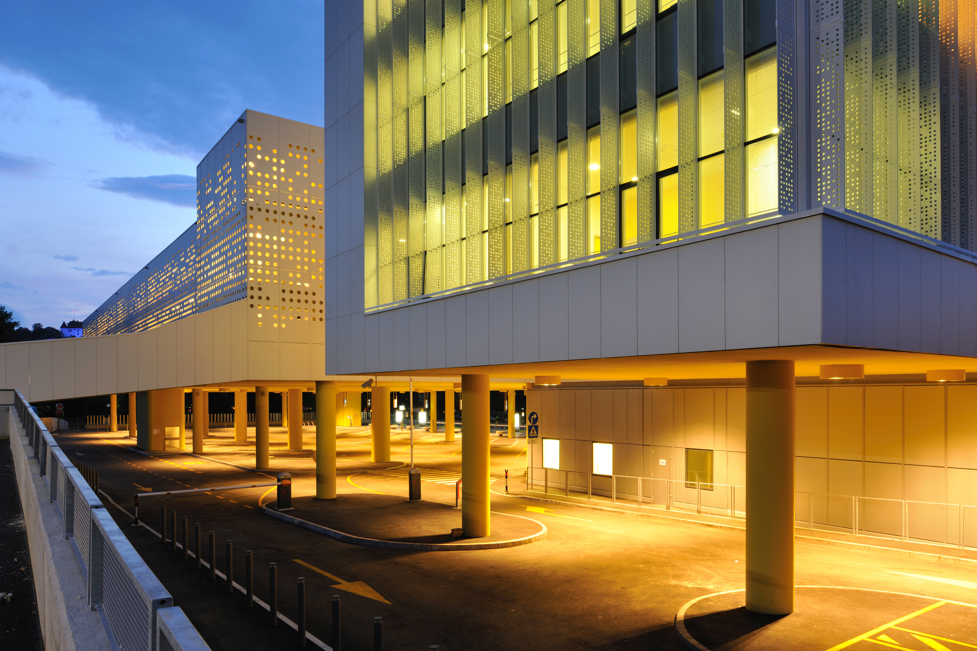 Velenje 公交车站-13