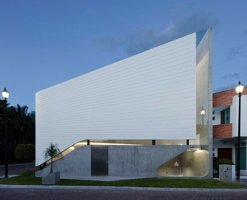 墨西哥“动态漩涡”别墅丨paulo flores & ggarchitects-14