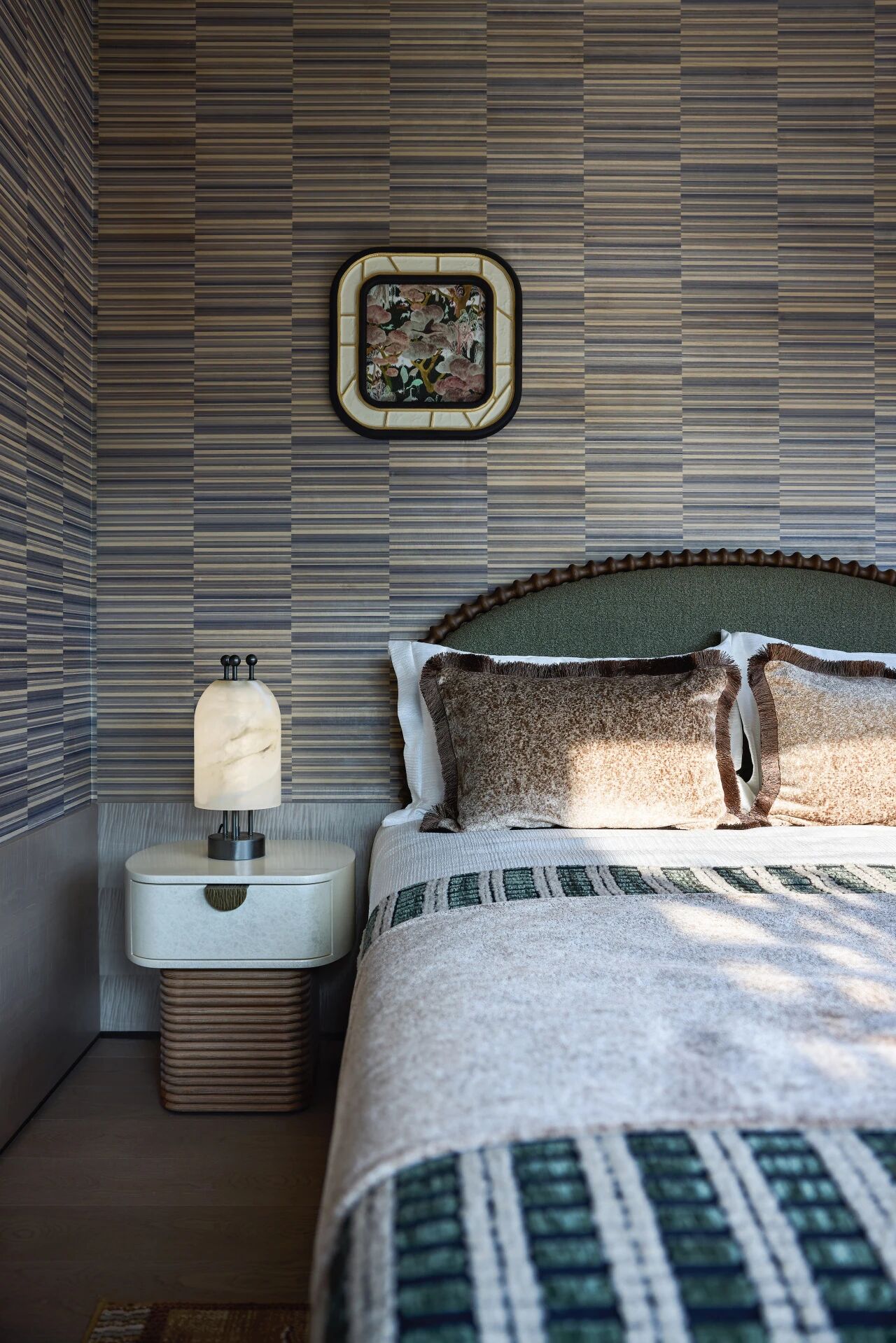 金地御湖颂丨中国广州丨硬装矩阵纵横,软装矩阵鸣翠-29