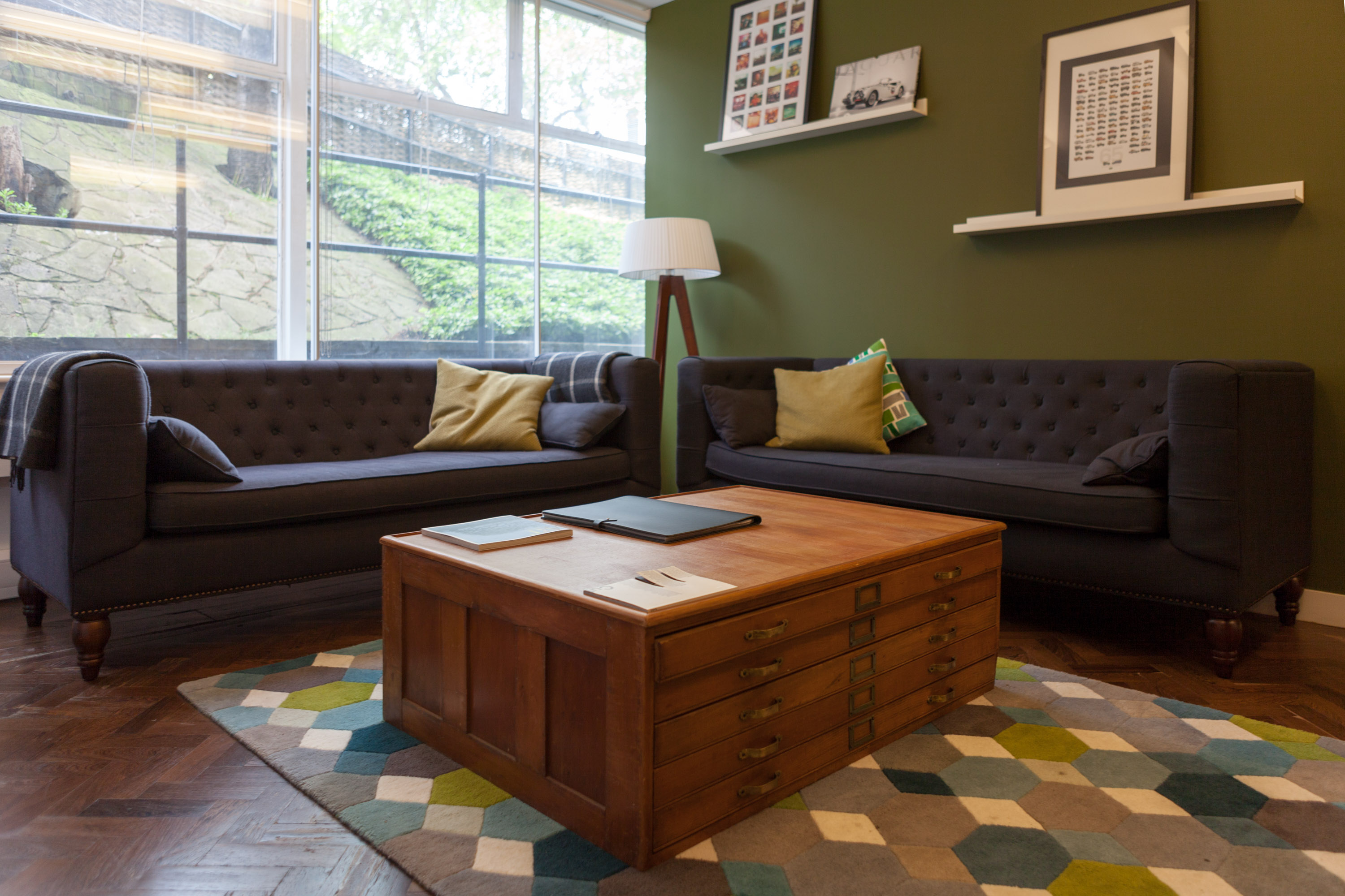 FP 创意伦敦办公室定制设计-0