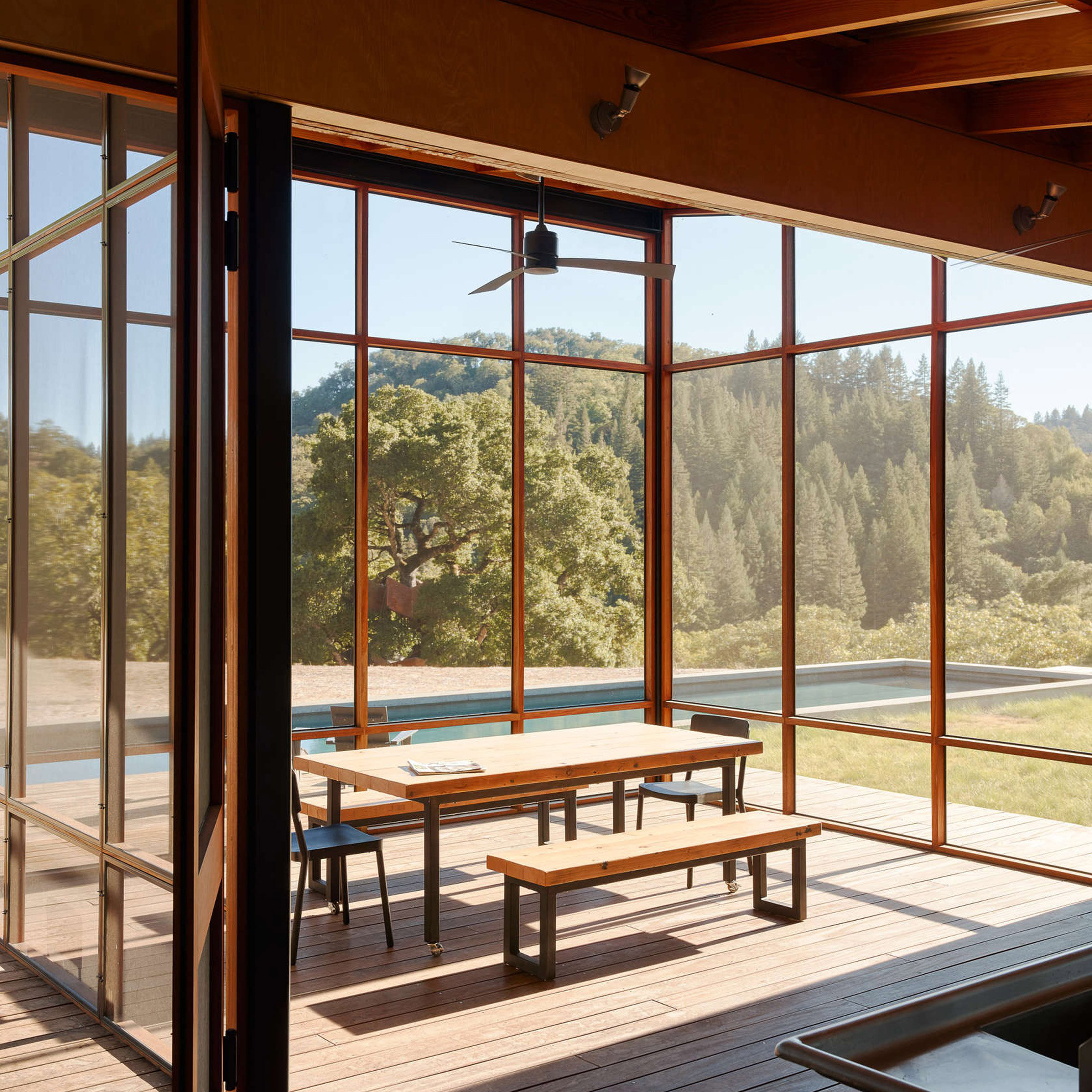 10 houses from Pinterest that offer ideas for outdoor dining-6