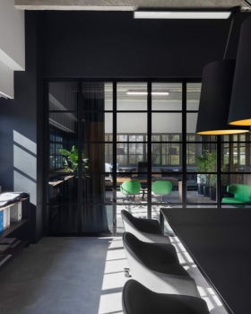 保加利亚 Alumina Elit 办公室丨Cache atelier