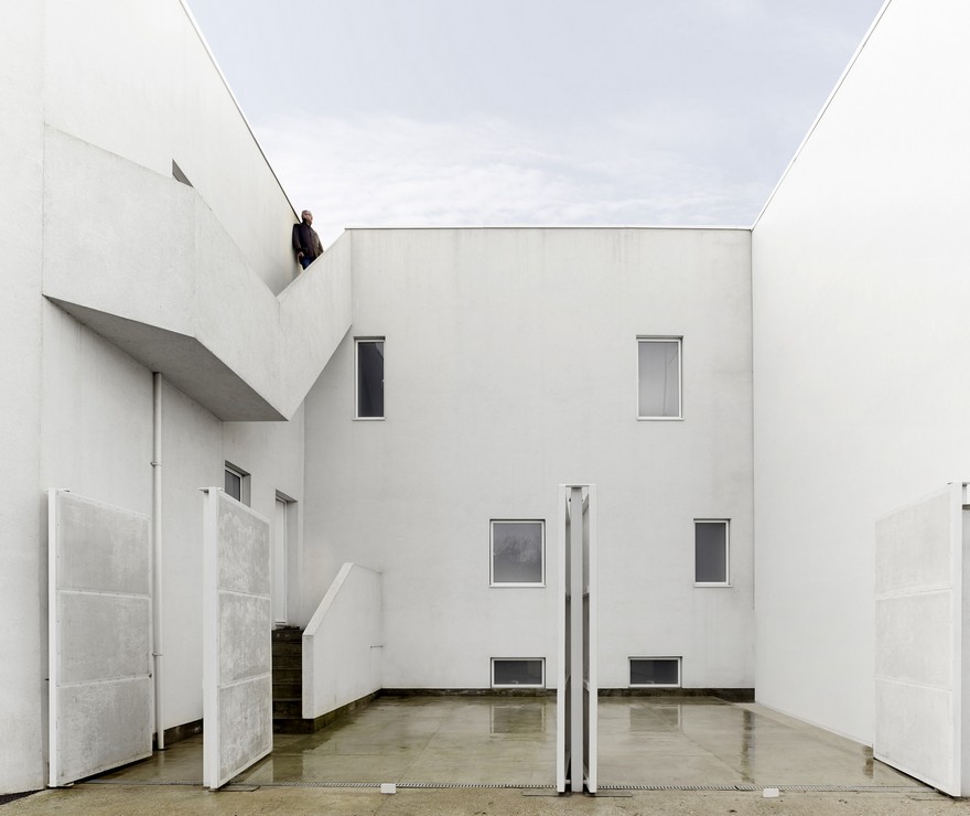 Radical alteration and refurbishment of an e·isting terraced house(现有梯田房屋的径向改造和翻新)-6