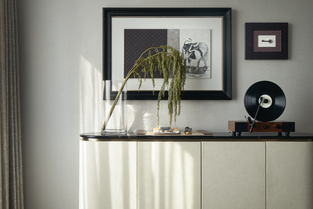 金茂（武汉）滨江金茂府245户型样板房丨中国武汉丨千墨设计-22