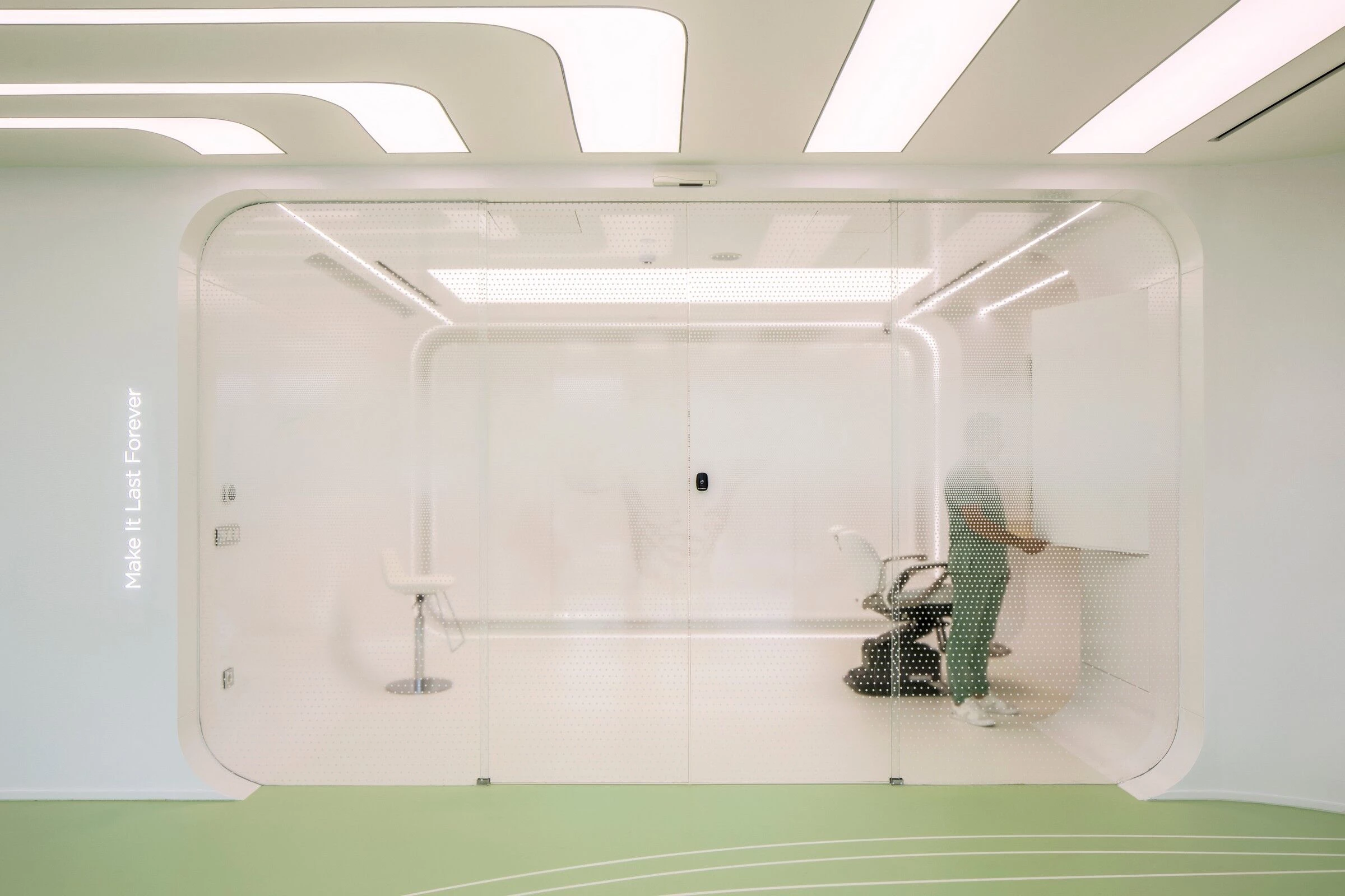 Hair of Istanbul Hair Transplant Clinic-14