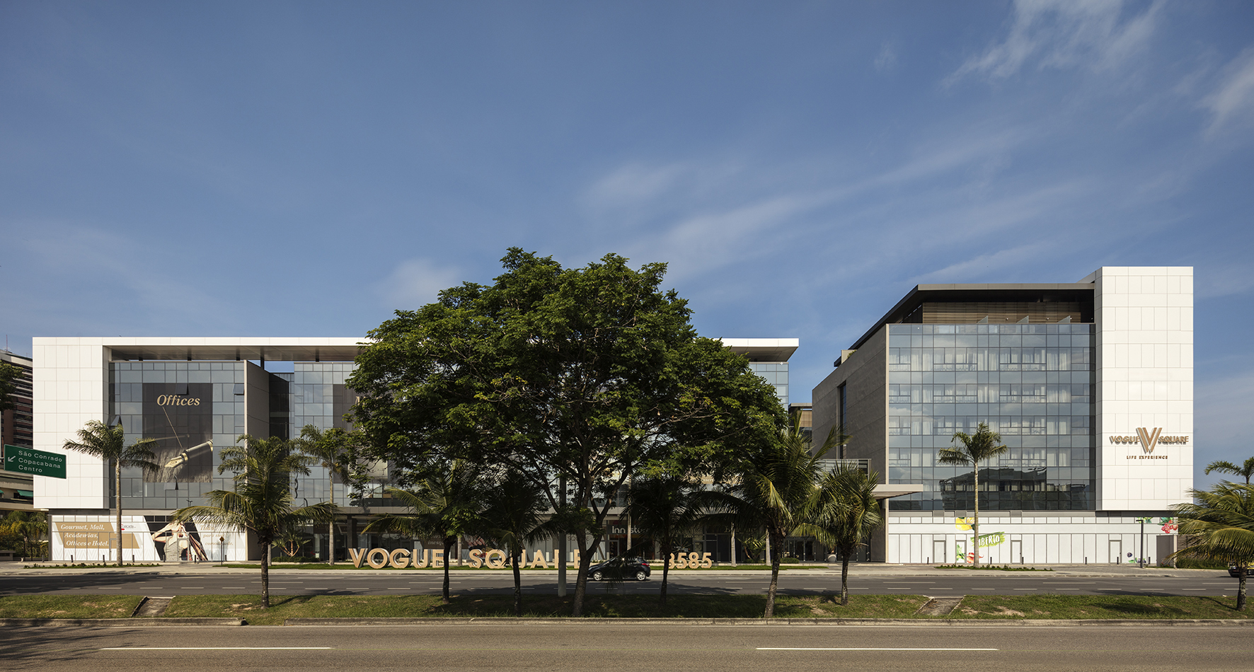 活力四溢的巴洛克风商业综合体-11