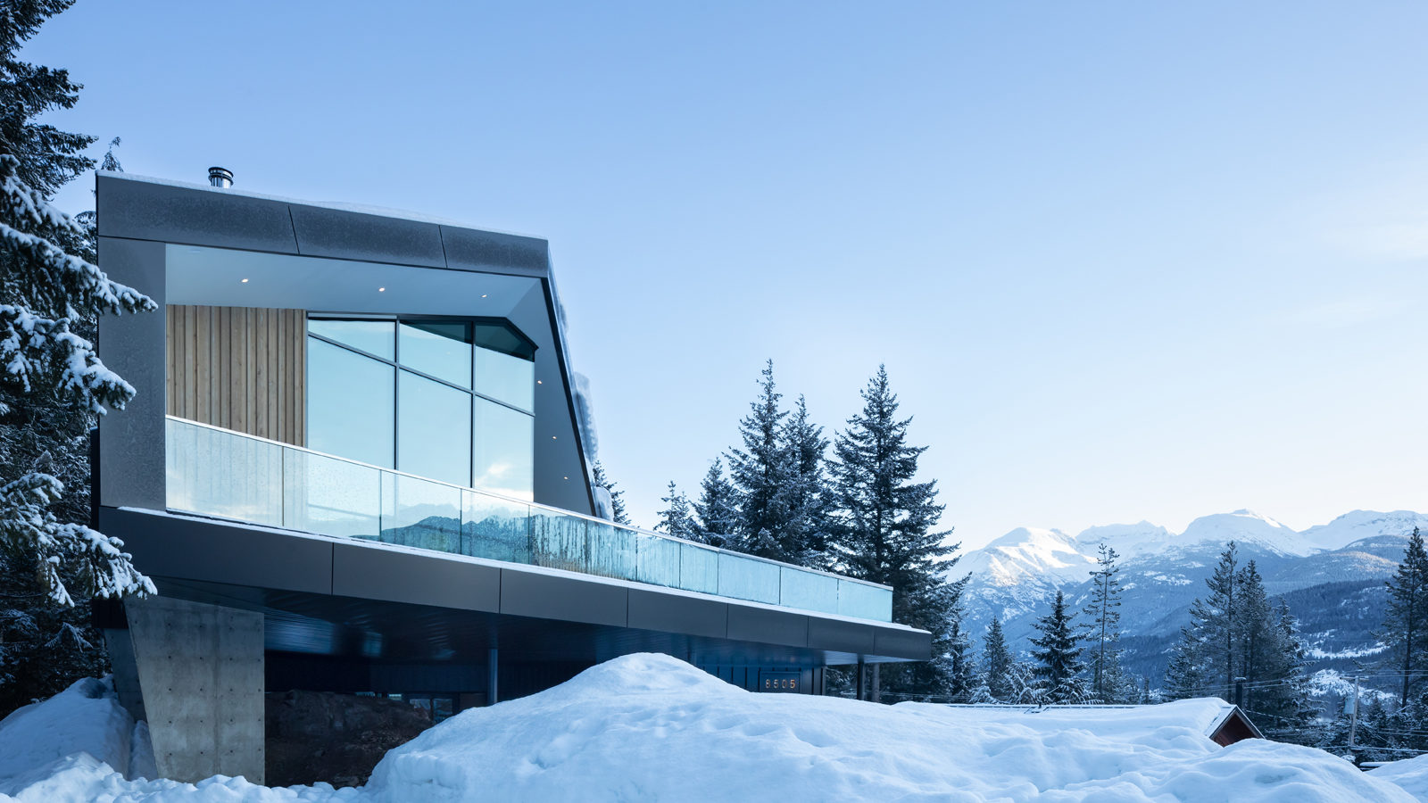 加拿大惠斯勒高山草甸度假屋-4