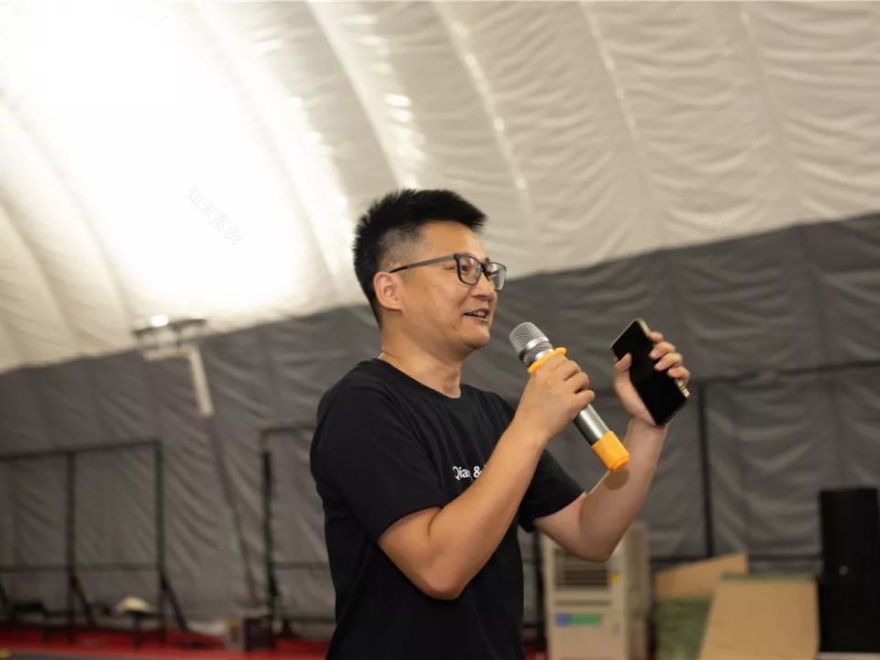 于强&Partners 团建活动,室内设计团队打造“飞驰人生”-13