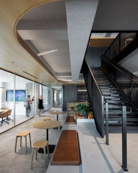 McCarthy Tétrault Law Offices by ACDF Architecture and BVN Architecture