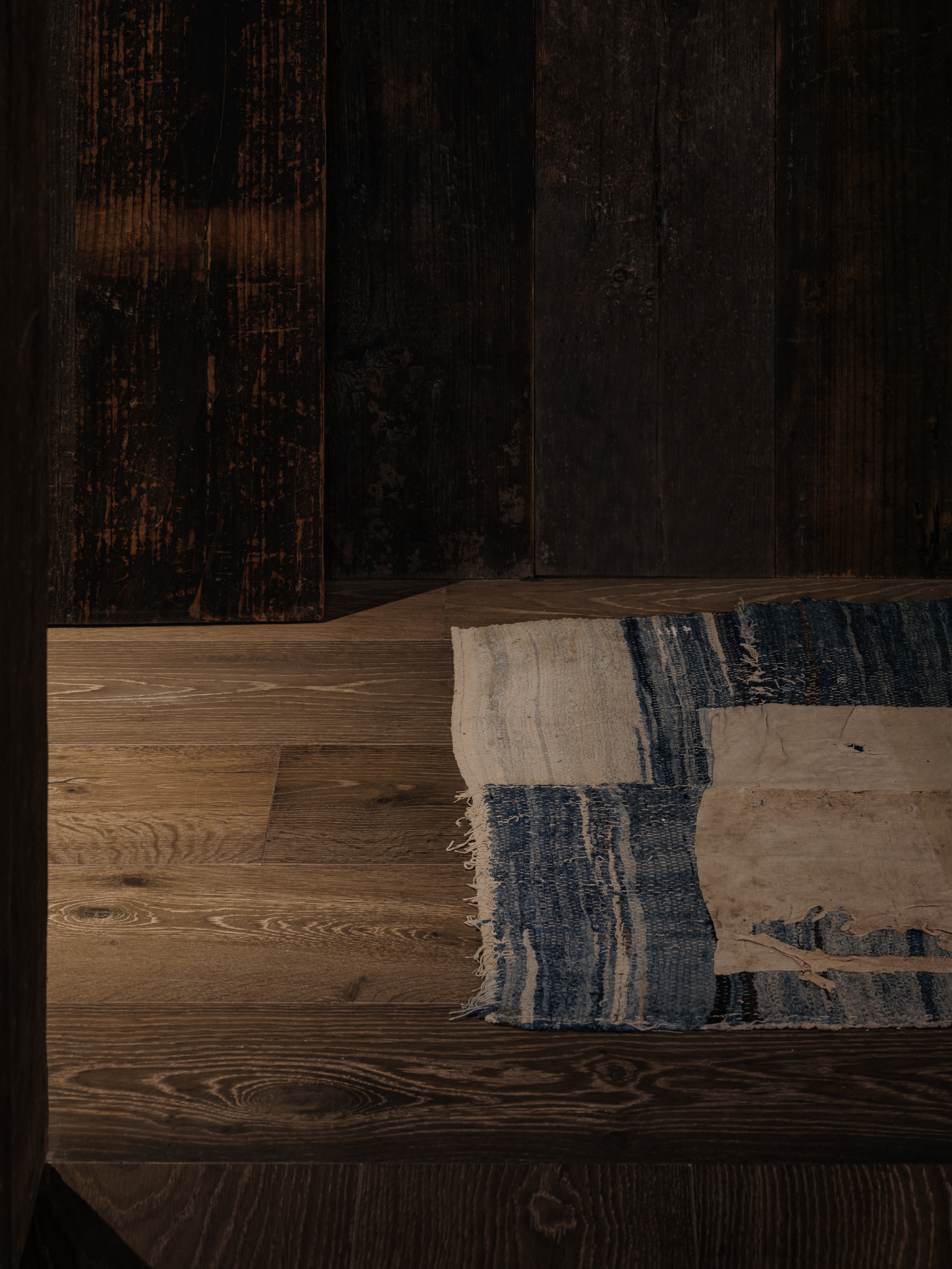 A Young Artist’s Home in Collected Time / Mountain Soil Interior Design-33