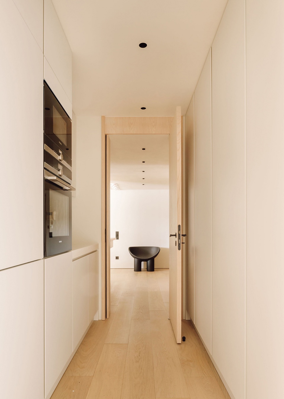 里斯本 AP 公寓 | 温馨柔和的现代空间改造-21