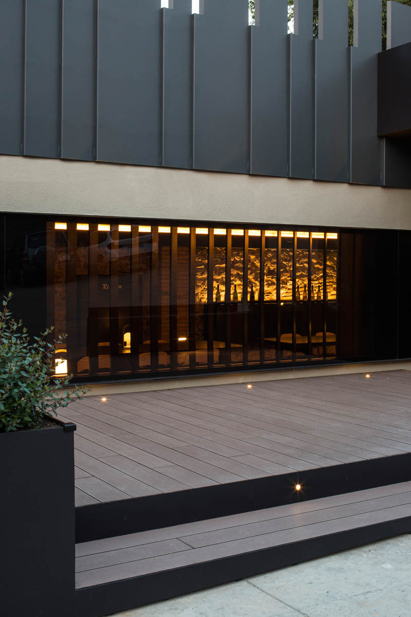 06 10 RECAREDO TASTING AREA-42