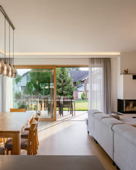 Villa Litomyšl II: A Family House Shaped 丨 Light, Slope, and Garden