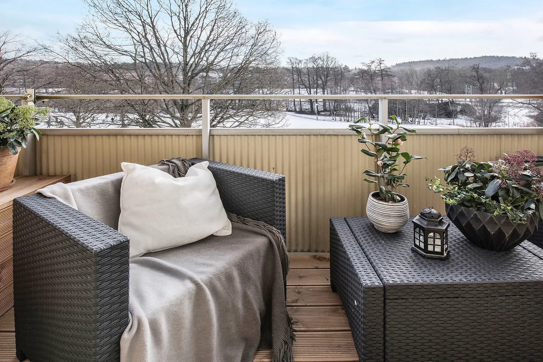 瑞典一居室公寓的现代改造-16