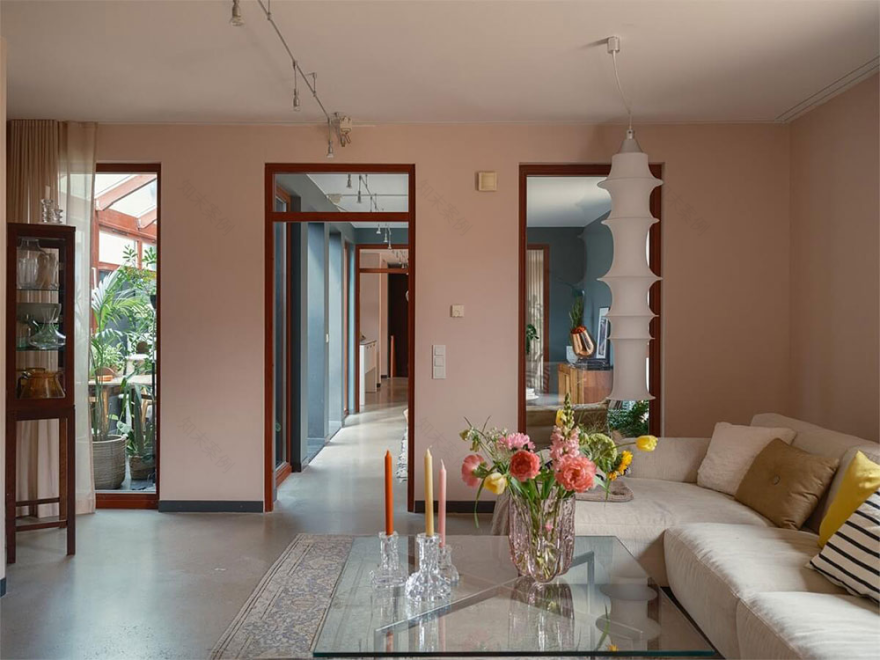 现代柔和温馨的联排别墅丨中国-2