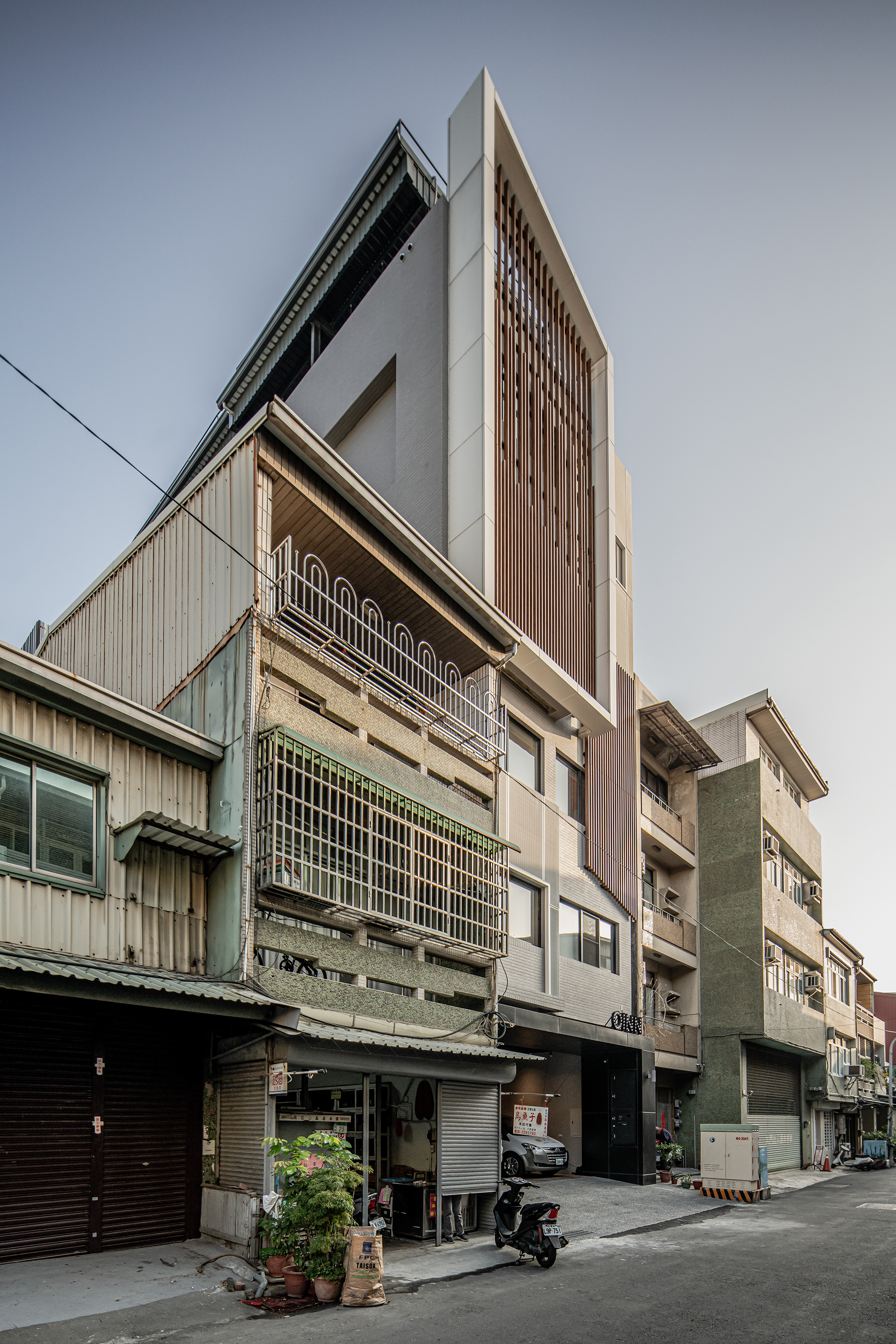 OINN Hotel & Hostel 巷弄輕旅丨呈境设计-8