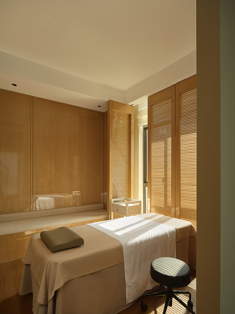 美兮理疗会所丨中国宁波丨宁波寸圆装饰设计有限公司-39