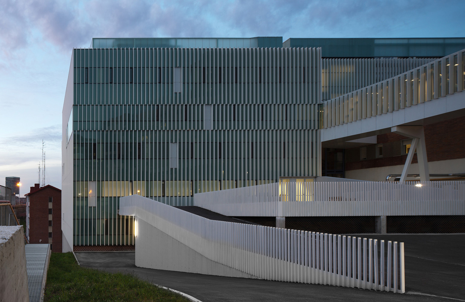 Cruces Hospital General Services Building  ACXT-63