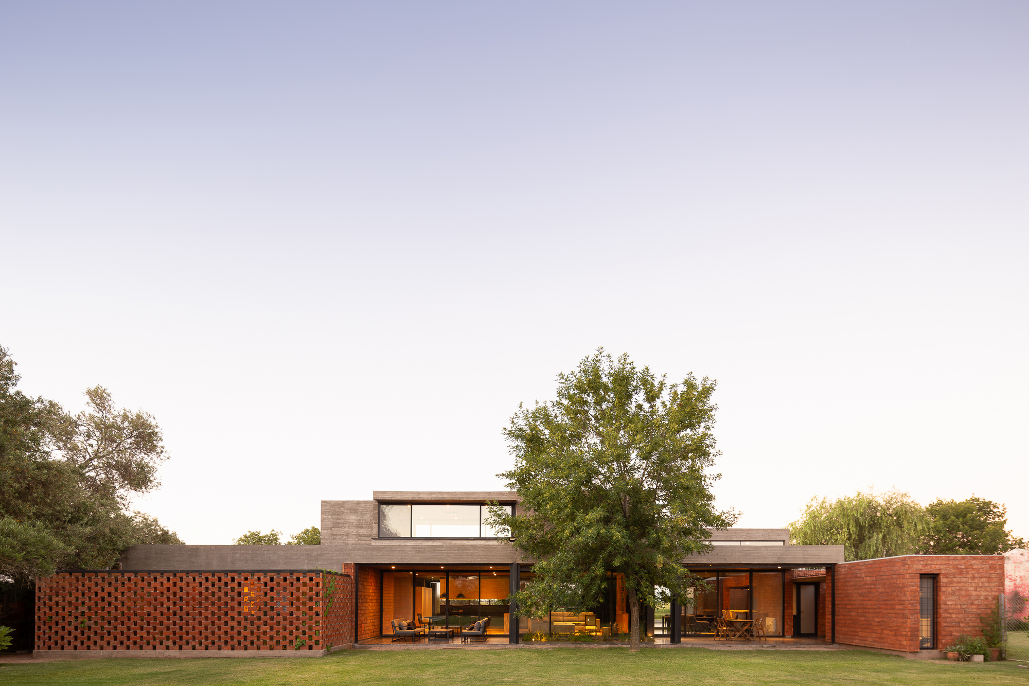 七庭院之屋丨阿根廷丨Arquitectura Spinetta-9