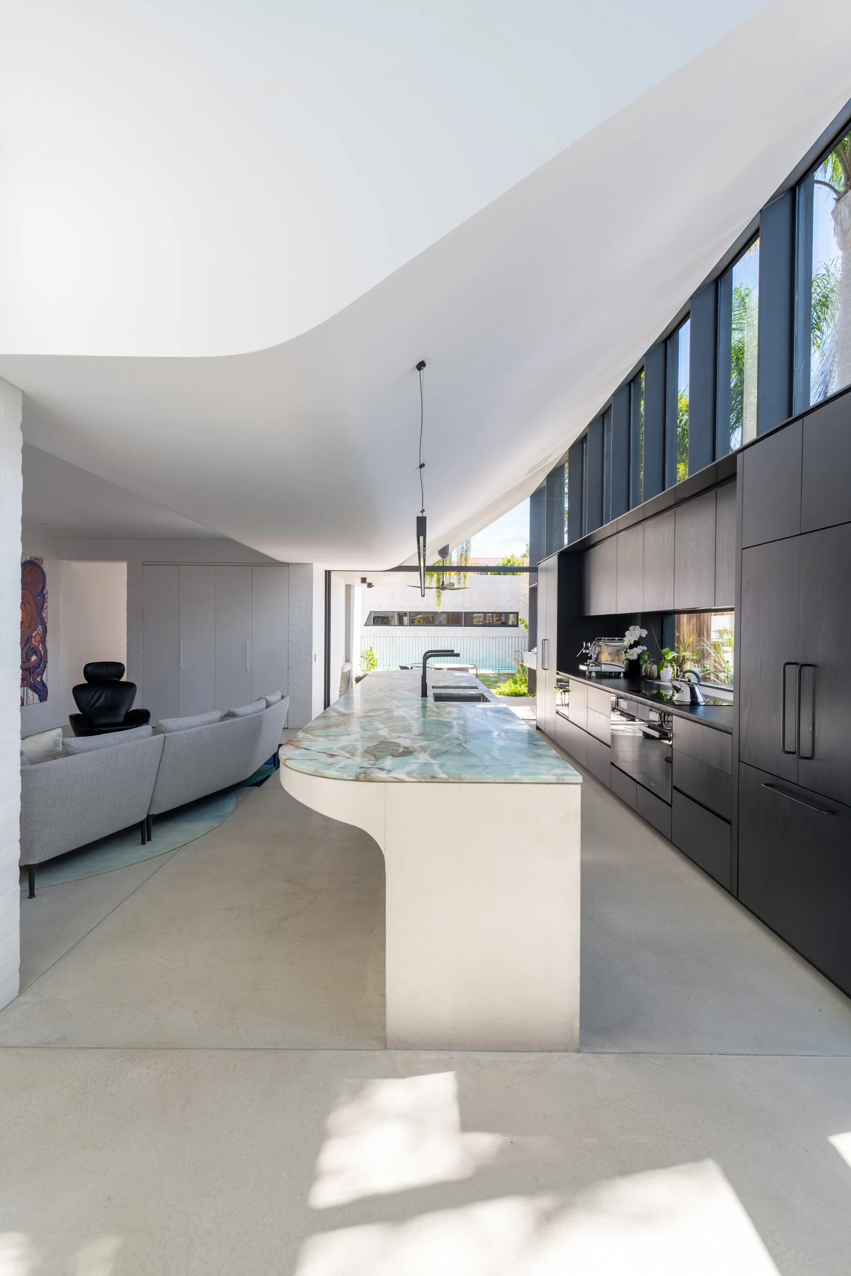 由于TAROELA不是常见的英文词汇，也没有明确的语境表明其含义，难以准确翻译此为明确的错误提示 -15