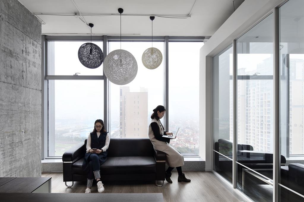 春秋出品 —— 办公.适-28