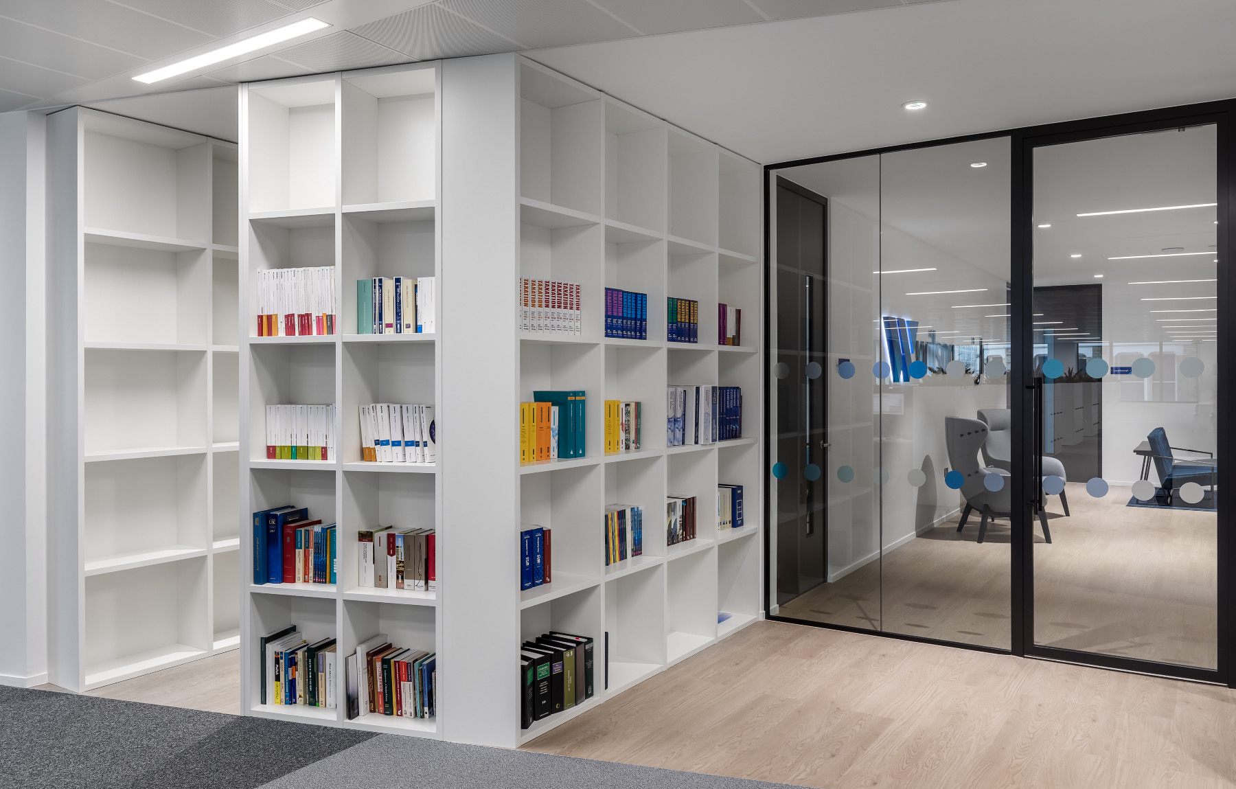 A Look Inside Wilson Wright’s New London Office - Officelovin'-7