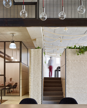 KUD OFFICE Billy Kavellaris