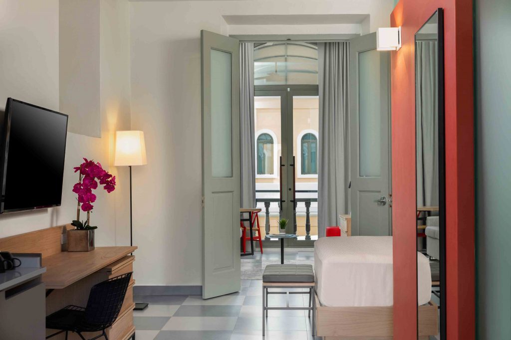 复古与先锋的完美融合 | 波多黎各 Palacio Provincial 酒店设计-14