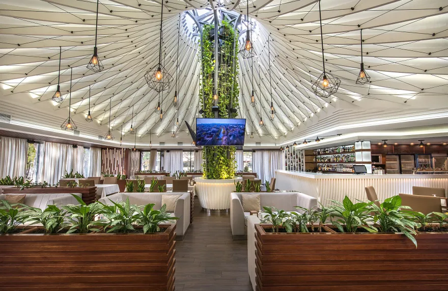 亚美尼亚“旗帜”餐厅丨GDG-21