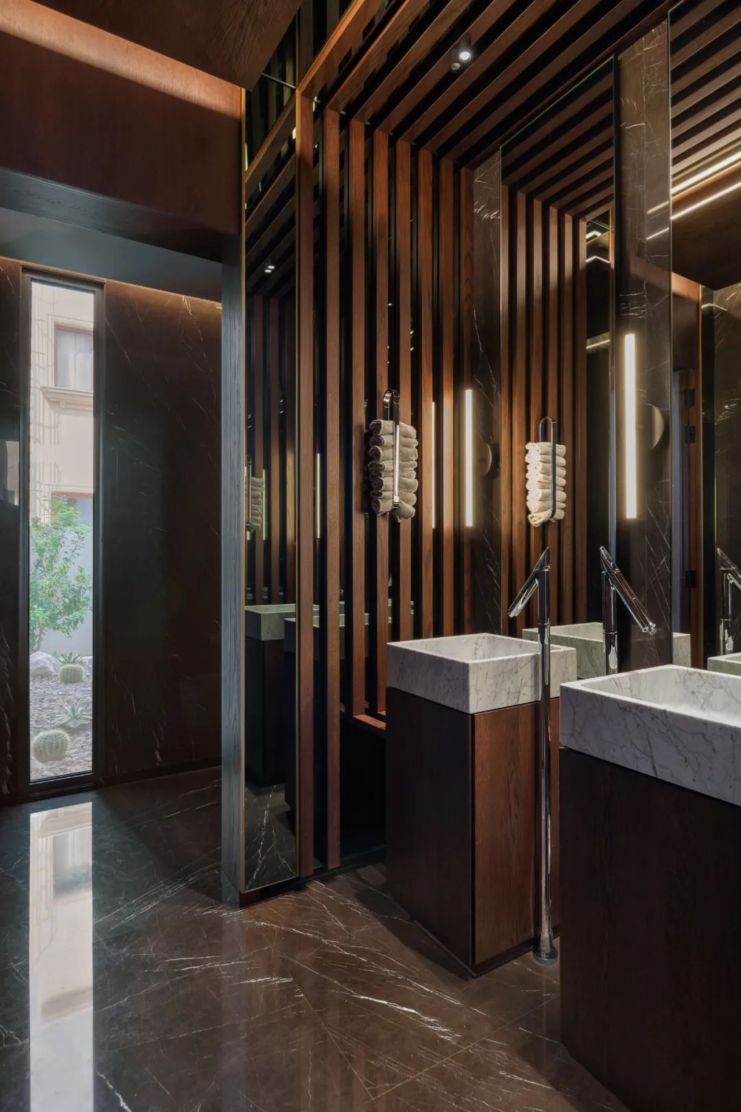 现代轻奢别墅-25