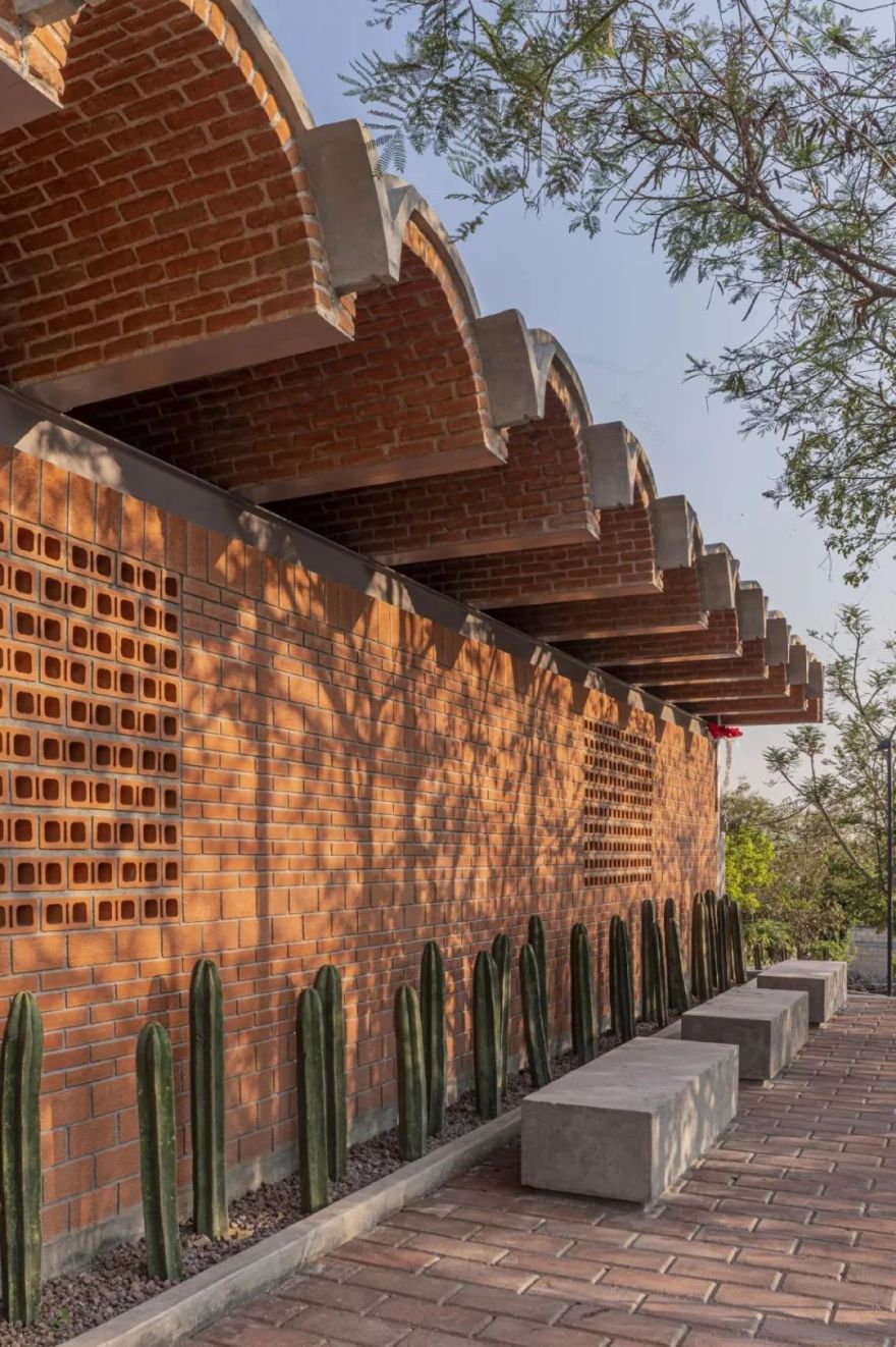 蒙杜库别墅丨几内亚丨Remy Aznar 和 William Tailly-42