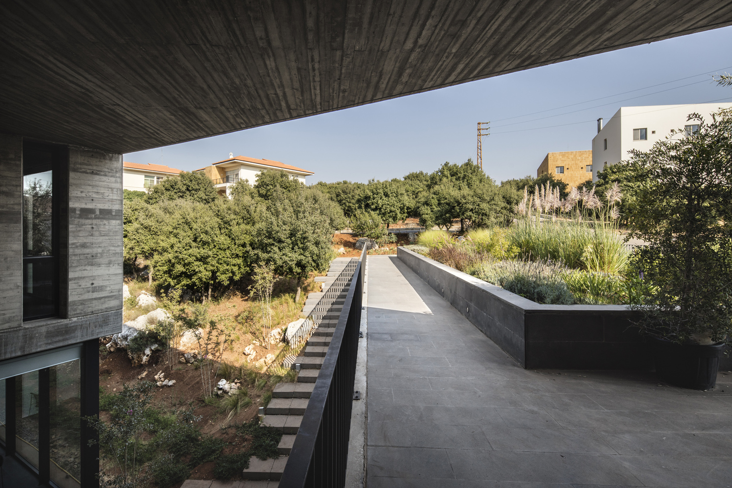 Sheikh Nahyan Centre for Arabic Studies - Intercultural Dialogue  Fouad Samara Architects-56