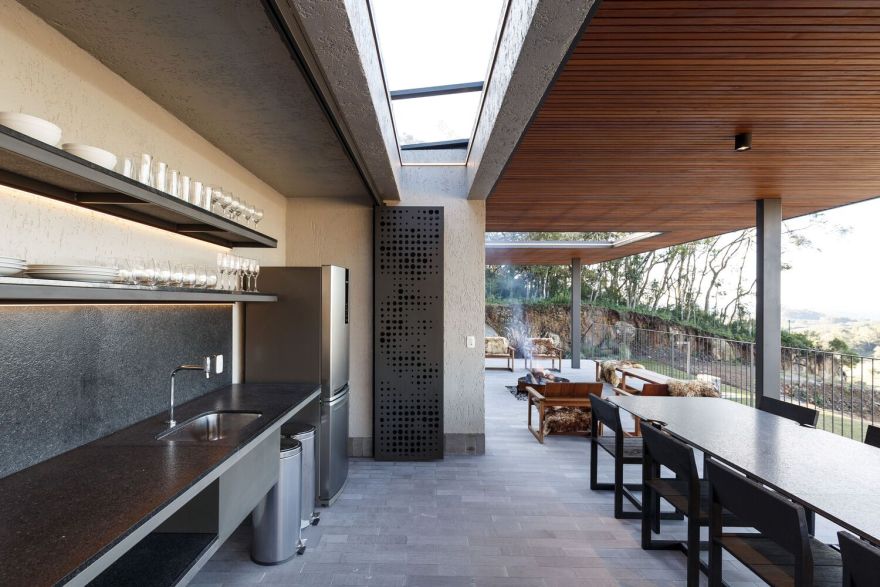 Roccia Residential Condominium | 石墙与自然共生的巴西生态住宅-27