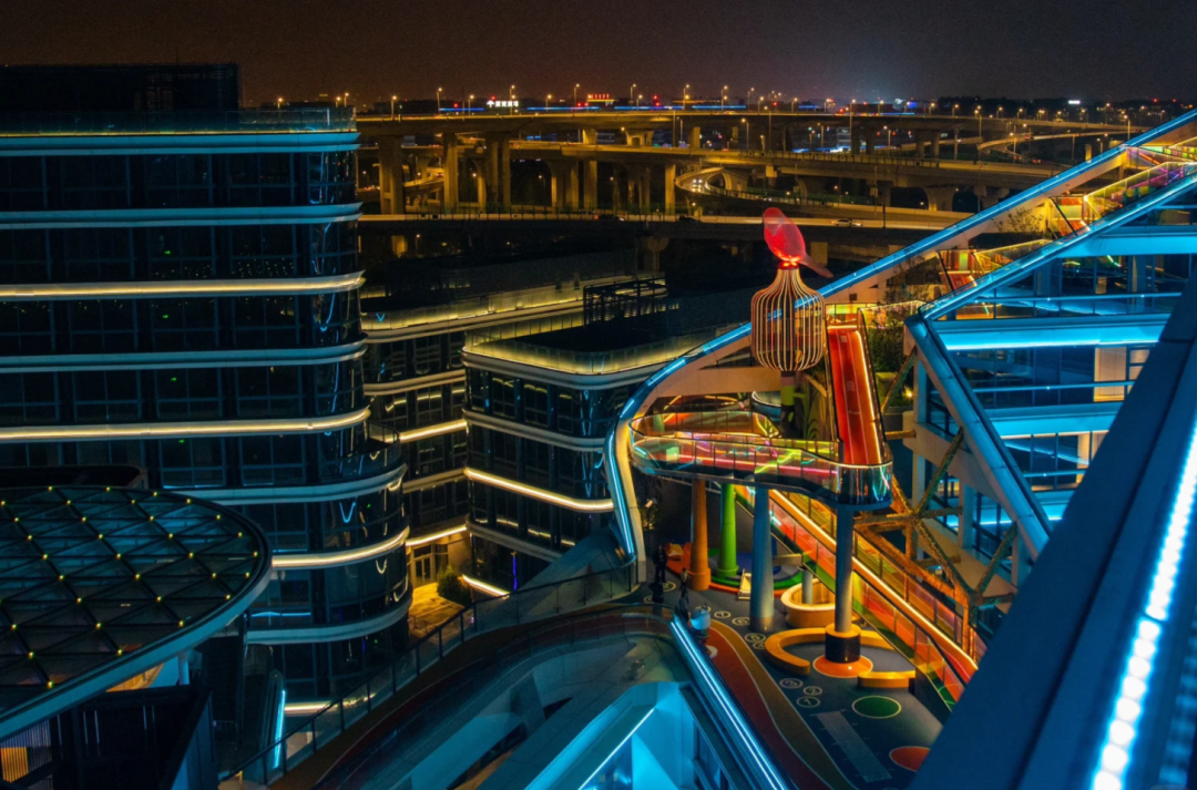 魔都绝美云端彩虹步道，“光之河”美到窒息-12