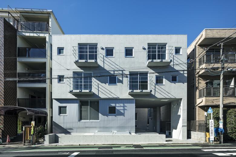 MMAAA / 三木達郎 + 本橋良介丨双葉町のアパートメント丨日本-0