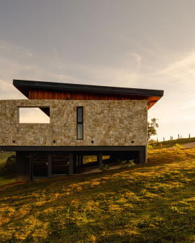 Monet's Cottage / LEIVA arquitetura